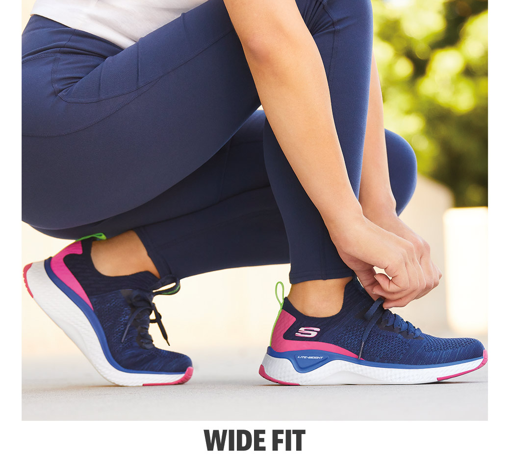 wide fit walking trainers womens